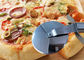 Il formaggio della pizza e del dolce spinge gli strumenti della cucina della taglierina del coltello della pizza/acciaio inossidabile